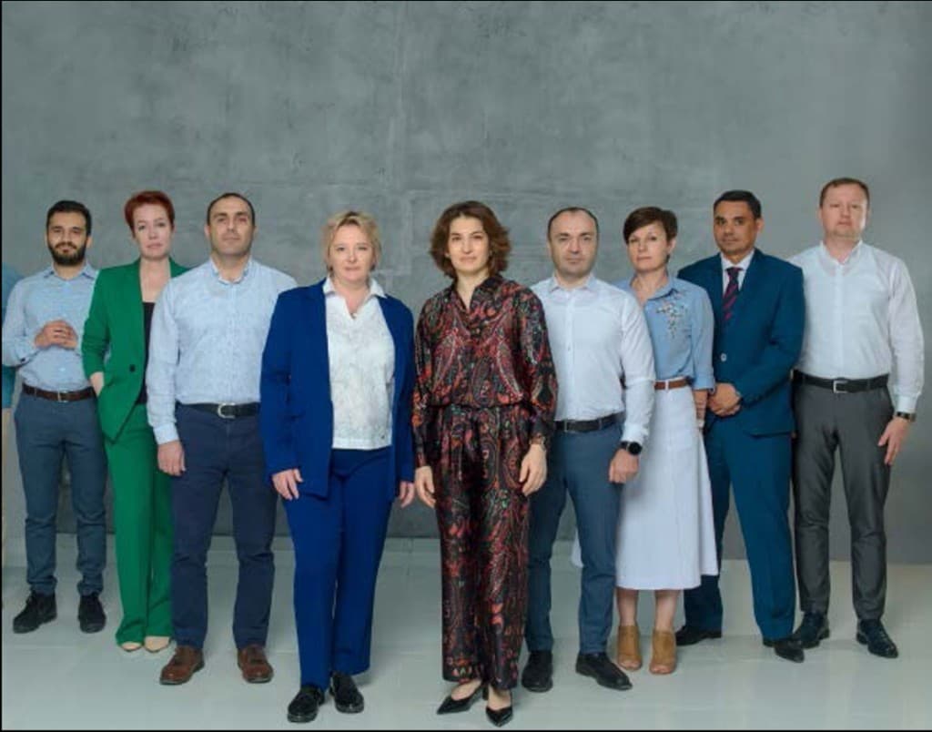 Lotta Distribution management team